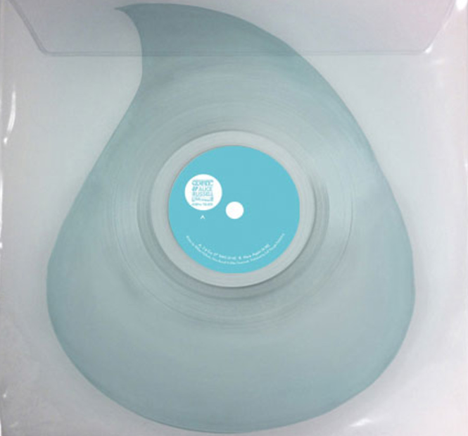 Vinylo love - teardrop shaped Vinylo love - teardrop shaped