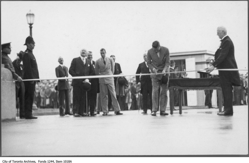 Prince of Wales opens the Princes' Gates CNE  Toronto Archives Fonds 1244 Items 1018A
