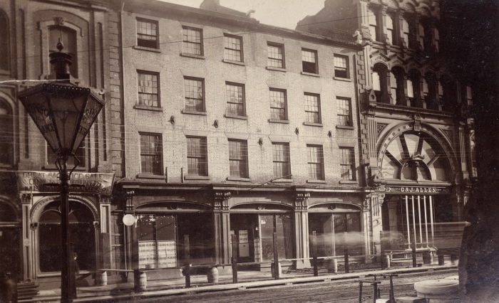 Globe Building (1853-1864), King St. W., s. side, w. of Jordan St. pictures-r-5958