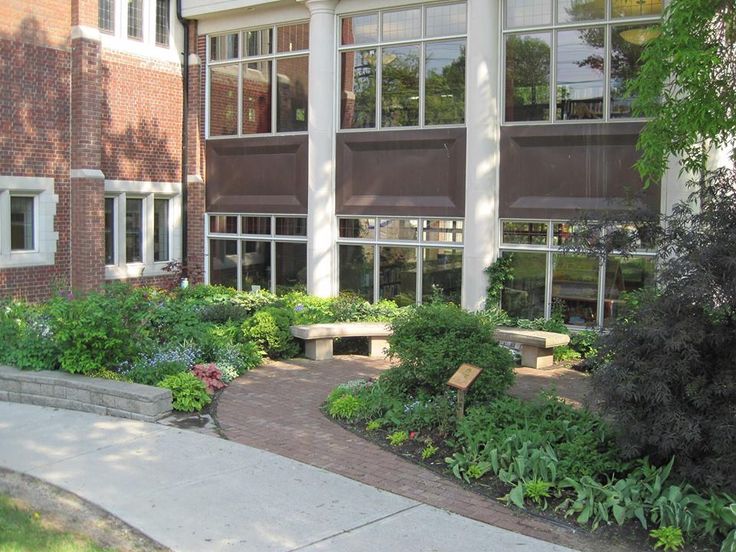 Beaches Branch Toronto Public Library exterior photo of reading garden (reason # 70)
