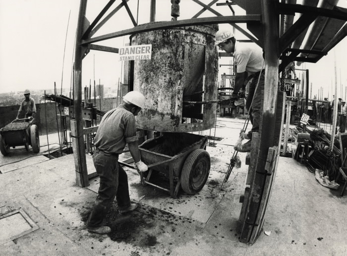 Workmen pouring bucket of concrete on CN Tower slip form Toronto Star August 21 1973 Workmen pouring bucket of concrete on CN Tower slip form Toronto Star August 21 1973