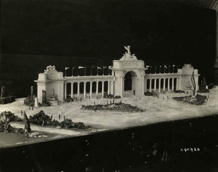 Princes' Gates model 1926