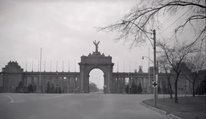 Princes' Gates looking west James Victor Salmon 1952