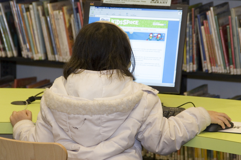 Child using computer