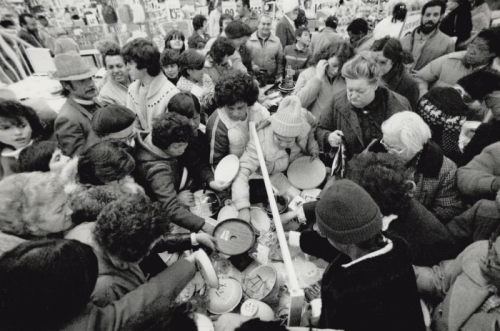Honest Ed's Bargains Boxing Day 27 December 1986