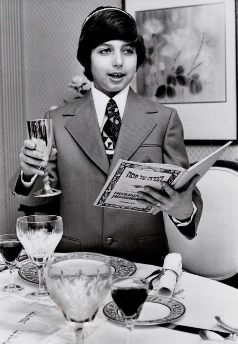 1973 Toronto Star Archives photo Children play a major role in the celebration of the Seder meal - Mitchell Brown  11 reads from the Haggadah