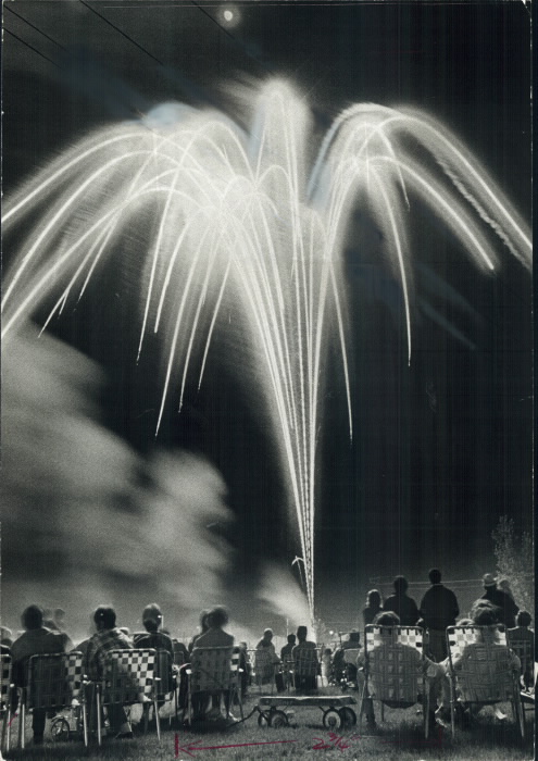 1972 Holiday fireworks. The traditional Victoria day fireworks drew an estimated 6;000 persons to Alloa Public School in Bramalea last night where the show was staged by the Chinguacousy volunteer firemen.