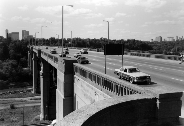 Cars on bloor viaduct