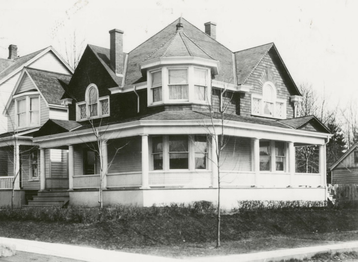 House Queen and Waverley lochist-be-026