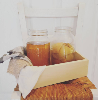 Sophi's DIY eco-friendly cleaning solution