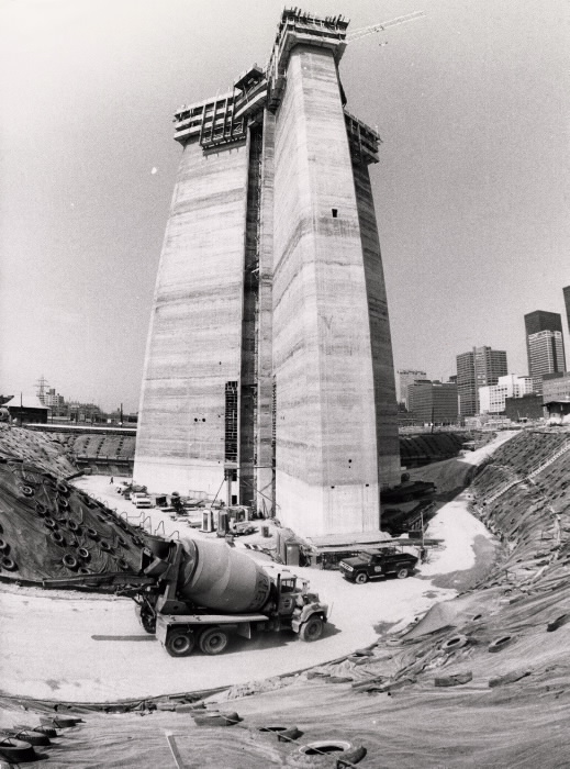 Base de la Tour en construction