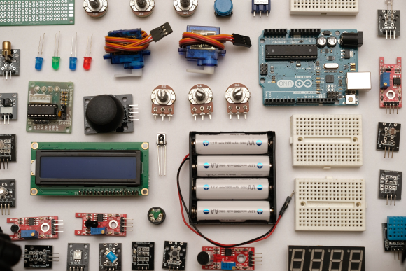 Circuitry components. Image by Robin Glauser