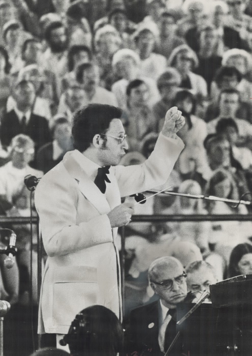 Hamilton Philharmonic conductor Boris Brott led the Toronto Symphony