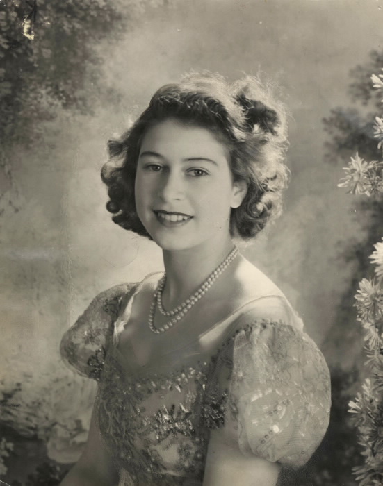 Portrait of Princess Elizabeth in formal dress