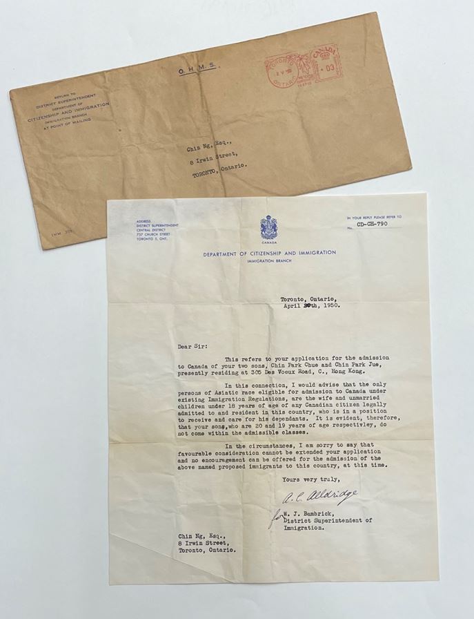 Envelope and folded litter from the Canadian Department of Citizenship and Immigration