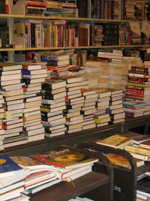 Friends South Chapter Toronto Public Library book sale material. 