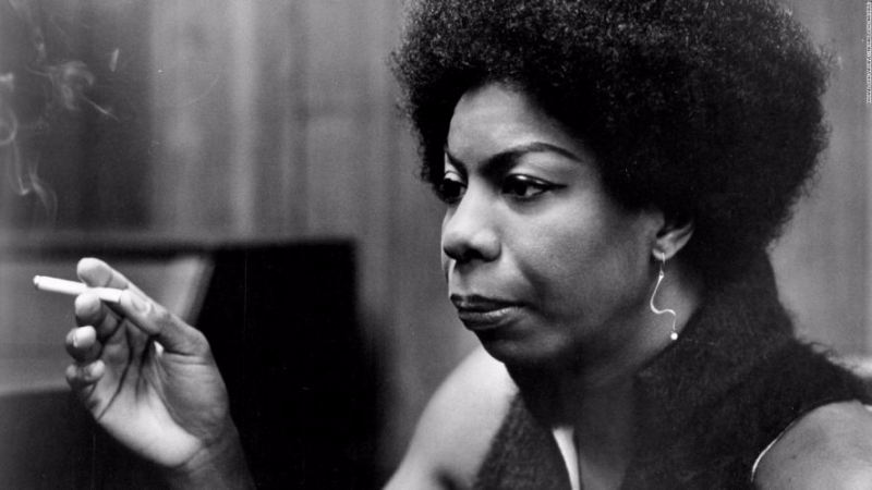 Nina Simone smoking