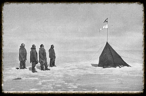 Biography of Roald Amundsen on coolantarctica.com