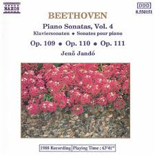 Beethoven / Piano sonatas volume 4