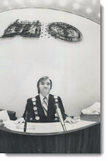 Metro chairman Paul Godfrey, 1973