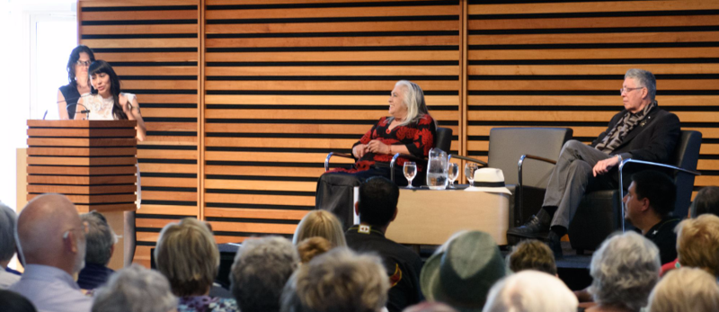 Susan Blight and Leanne Simpson on stage speaking about Thomas King and Lee Maracle. Susan Blight and Leanne Simpson on stage speaking about Thomas King and Lee Maracle.