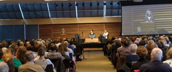 Lori Lansens reading a passage from "A Mountain Story"