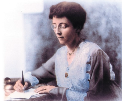Lucy Maud writing